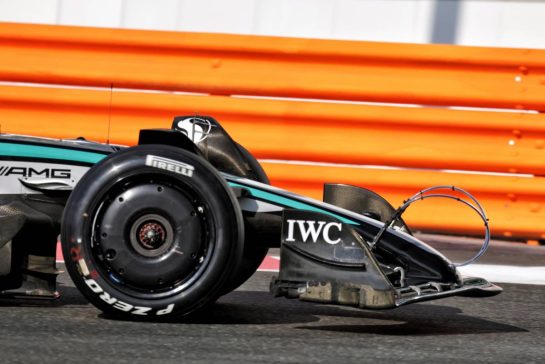 Andrea Kimi Antonelli (ITA) Mercedes AMG F1 W16 - tubes in front wing.
09.12.2025. Formula 1 Testing, Yas Marina Circuit, Abu Dhabi, Tuesday.
- www.xpbimages.com, EMail: requests@xpbimages.com © Copyright: Moy / XPB Images