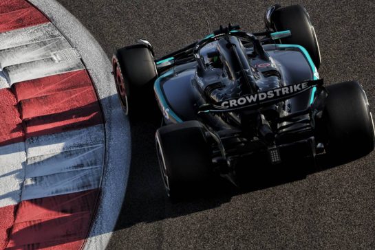 Frederik Vesti (DEN) Mercedes AMG F1 W16 Reserve Driver.
09.12.2025. Formula 1 Testing, Yas Marina Circuit, Abu Dhabi, Tuesday.
- www.xpbimages.com, EMail: requests@xpbimages.com © Copyright: Bearne / XPB Images