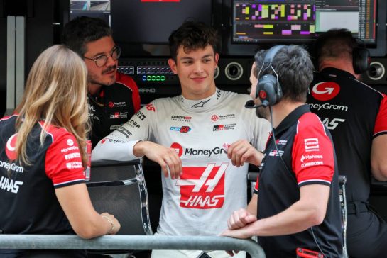 Oliver Bearman (GBR) Haas F1 Team.
09.12.2025. Formula 1 Testing, Yas Marina Circuit, Abu Dhabi, Tuesday.
- www.xpbimages.com, EMail: requests@xpbimages.com © Copyright: Charniaux / XPB Images