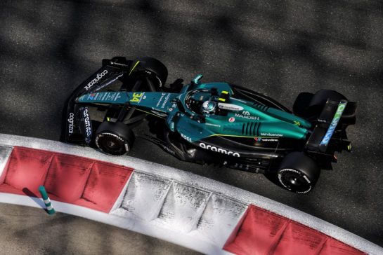Stoffel Vandoorne (BEL) Aston Martin F1 Team AMR25 Test and Reserve Driver.
09.12.2025. Formula 1 Testing, Yas Marina Circuit, Abu Dhabi, Tuesday.
- www.xpbimages.com, EMail: requests@xpbimages.com © Copyright: Moy / XPB Images