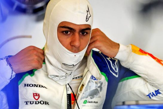 Arvid Lindblad (GBR) Racing Bulls.
09.12.2025. Formula 1 Testing, Yas Marina Circuit, Abu Dhabi, Tuesday.
- www.xpbimages.com, EMail: requests@xpbimages.com © Copyright: Charniaux / XPB Images