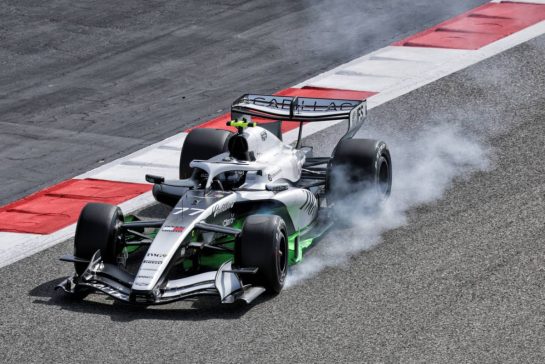 Valtteri Bottas (FIN) Cadillac Formula 1 Team Car locks up under braking.
11.02.2026. Formula 1 Testing, Bahrain Test One, Sakhir, Bahrain, Day One.
- www.xpbimages.com, EMail: requests@xpbimages.com © Copyright: Moy / XPB Images