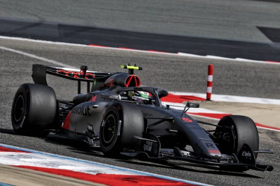 Gabriel Bortoleto (BRA) Audi F1 Team R26.
11.02.2026. Formula 1 Testing, Bahrain Test One, Sakhir, Bahrain, Day One.
- www.xpbimages.com, EMail: requests@xpbimages.com © Copyright: Moy / XPB Images