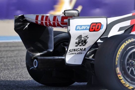 Haas F1 Team VF-26 rear wing.
12.02.2026. Formula 1 Testing, Bahrain Test One, Sakhir, Bahrain, Day Two.
- www.xpbimages.com, EMail: requests@xpbimages.com © Copyright: Moy / XPB Images