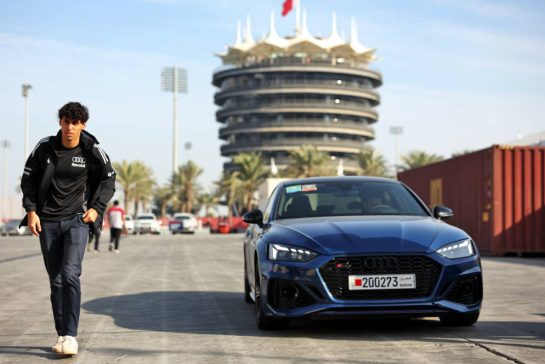 Gabriel Bortoleto (BRA) Audi F1 Team.
13.02.2026. Formula 1 Testing, Bahrain Test One, Sakhir, Bahrain, Day Three.
- www.xpbimages.com, EMail: requests@xpbimages.com © Copyright: Bearne / XPB Images