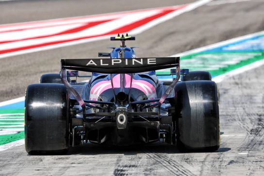 Franco Colapinto (ARG) Alpine F1 Team A526.
13.02.2026. Formula 1 Testing, Bahrain Test One, Sakhir, Bahrain, Day Three.
- www.xpbimages.com, EMail: requests@xpbimages.com © Copyright: Batchelor / XPB Images