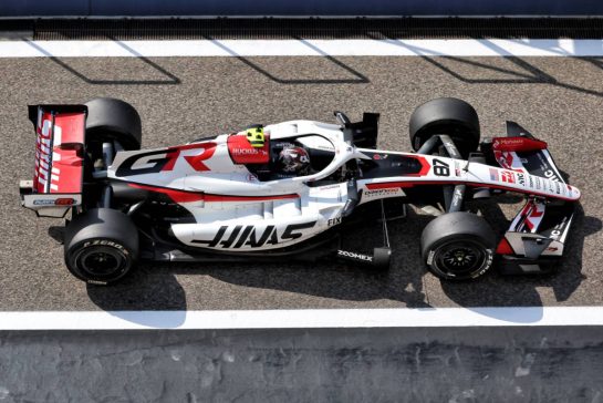 Oliver Bearman (GBR) Haas F1 Team VF-26.
13.02.2026. Formula 1 Testing, Bahrain Test One, Sakhir, Bahrain, Day Three.
- www.xpbimages.com, EMail: requests@xpbimages.com © Copyright: Batchelor / XPB Images