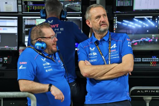 (L to R): Dave Greenwood (GBR) Alpine F1 Team Racing Director with Steve Nielsen (GBR) Alpine F1 Team Managing Director.
13.02.2026. Formula 1 Testing, Bahrain Test One, Sakhir, Bahrain, Day Three.
- www.xpbimages.com, EMail: requests@xpbimages.com © Copyright: Batchelor / XPB Images