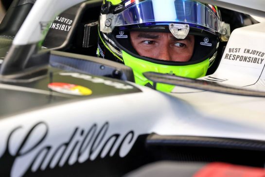 Sergio Perez (MEX) Cadillac Formula 1 Team CA01.
18.02.2026. Formula 1 Testing, Bahrain Test Two, Sakhir, Bahrain, Day One.
- www.xpbimages.com, EMail: requests@xpbimages.com © Copyright: Batchelor / XPB Images