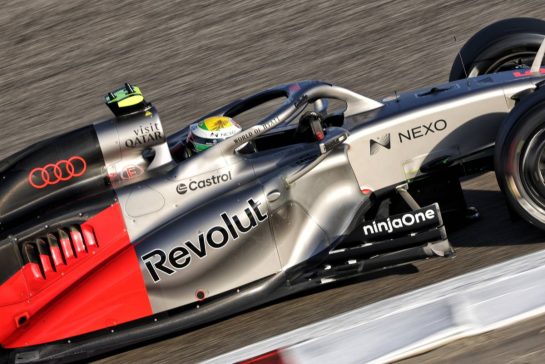 Gabriel Bortoleto (BRA) Audi F1 Team R26.
18.02.2026. Formula 1 Testing, Bahrain Test Two, Sakhir, Bahrain, Day One.
- www.xpbimages.com, EMail: requests@xpbimages.com © Copyright: Bearne / XPB Images