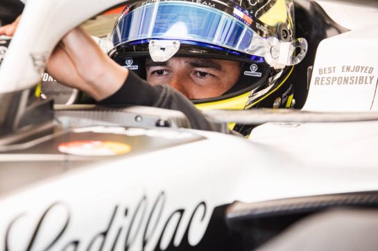 Sergio Perez (MEX) Cadillac Formula 1 Team CA01.
19.02.2026. Formula 1 Testing, Bahrain Test Two, Sakhir, Bahrain, Day Two.
- www.xpbimages.com, EMail: requests@xpbimages.com © Copyright: Bearne / XPB Images
