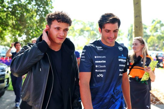 (L to R): Lando Norris (GBR) McLaren F1 Team with Carlos Sainz (ESP) Williams F1 Team.
05.03.2026. Formula 1 World Championship, Rd 1, Australian Grand Prix, Albert Park, Melbourne, Australia, Preparation Day.
- www.xpbimages.com, EMail: requests@xpbimages.com © Copyright: Bearne / XPB Images