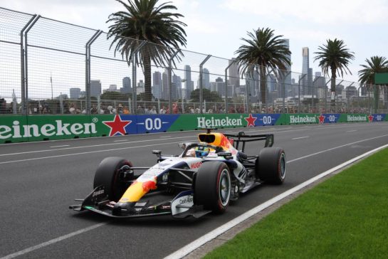 Arvid Lindblad (GBR) Racing Bulls Formula One Team VCARB 03.
07.03.2026. Formula 1 World Championship, Rd 1, Australian Grand Prix, Albert Park, Melbourne, Australia, Qualifying Day.
- www.xpbimages.com, EMail: requests@xpbimages.com © Copyright: Dunbar / XPB Images