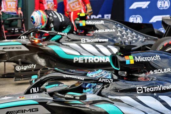 Pole sitter George Russell (GBR) Mercedes AMG Formula One Team W17 with second placed team mate Andrea Kimi Antonelli (ITA) Mercedes AMG Formula One Team W17 in qualifying parc ferme.
07.03.2026. Formula 1 World Championship, Rd 1, Australian Grand Prix, Albert Park, Melbourne, Australia, Qualifying Day.
- www.xpbimages.com, EMail: requests@xpbimages.com © Copyright: Batchelor / XPB Images