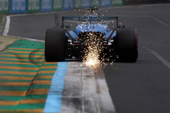 Alexander Albon (THA) Williams F1 Team FW48 sends sparks flying.
07.03.2026. Formula 1 World Championship, Rd 1, Australian Grand Prix, Albert Park, Melbourne, Australia, Qualifying Day.
- www.xpbimages.com, EMail: requests@xpbimages.com © Copyright: Dunbar / XPB Images