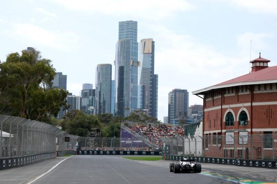 Sergio Perez (MEX) Cadillac Formula 1 Team MAC-26.
07.03.2026. Formula 1 World Championship, Rd 1, Australian Grand Prix, Albert Park, Melbourne, Australia, Qualifying Day.
- www.xpbimages.com, EMail: requests@xpbimages.com © Copyright: Moy / XPB Images