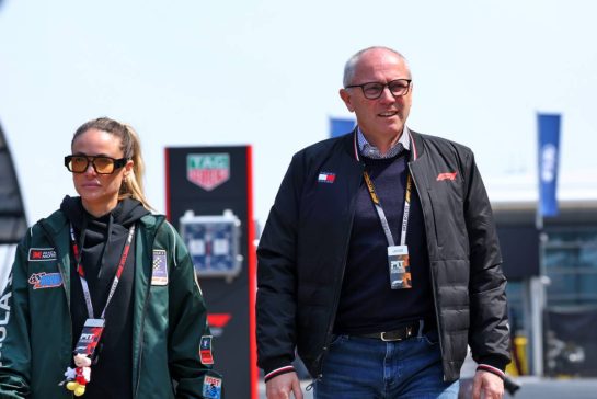 Stefano Domenicali (ITA) Formula One President and CEO (Right).
12.03.2026. Formula 1 World Championship, Rd 2, Chinese Grand Prix, Shanghai, China, Preparation Day.
- www.xpbimages.com, EMail: requests@xpbimages.com © Copyright: Bearne / XPB Images