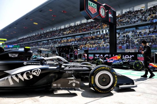 Valtteri Bottas (FIN) Cadillac Formula 1 Team MAC-26 in the pits.
13.03.2026. Formula 1 World Championship, Rd 2, Chinese Grand Prix, Shanghai, China, Sprint Qualifying Day.
- www.xpbimages.com, EMail: requests@xpbimages.com © Copyright: Bearne / XPB Images