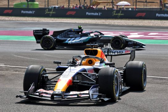 The Racing Bulls Formula One Team VCARB 03 of Arvid Lindblad (GBR), who stopped in the first practice session.
13.03.2026. Formula 1 World Championship, Rd 2, Chinese Grand Prix, Shanghai, China, Sprint Qualifying Day.
- www.xpbimages.com, EMail: requests@xpbimages.com © Copyright: Moy / XPB Images