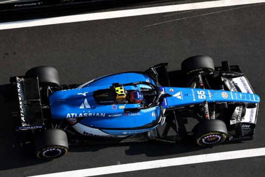 Carlos Sainz (ESP) Williams F1 Team FW48.
13.03.2026. Formula 1 World Championship, Rd 2, Chinese Grand Prix, Shanghai, China, Sprint Qualifying Day.
- www.xpbimages.com, EMail: requests@xpbimages.com © Copyright: Coates / XPB Images