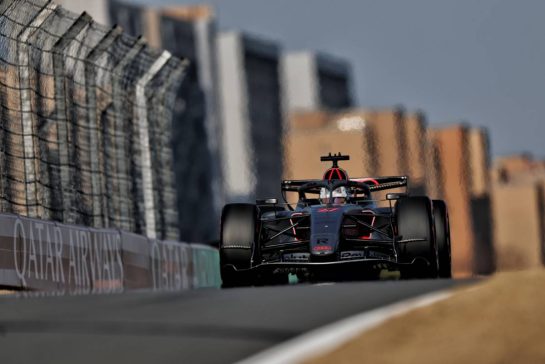 Nico Hulkenberg (GER) Audi F1 Team R26.
14.03.2026. Formula 1 World Championship, Rd 2, Chinese Grand Prix, Shanghai, China, Sprint and Qualifying Day.
- www.xpbimages.com, EMail: requests@xpbimages.com © Copyright: Charniaux / XPB Images
