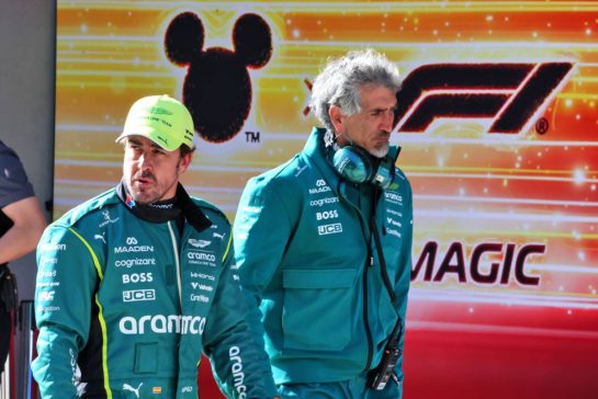 Fernando Alonso (ESP) Aston Martin F1 Team.
14.03.2026. Formula 1 World Championship, Rd 2, Chinese Grand Prix, Shanghai, China, Sprint and Qualifying Day.
- www.xpbimages.com, EMail: requests@xpbimages.com © Copyright: Batchelor / XPB Images