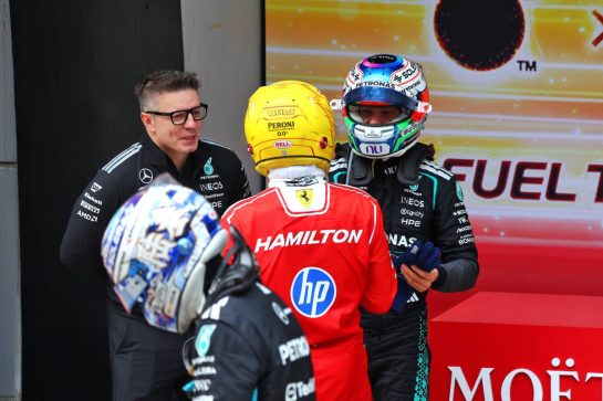 (L to R): Peter Bonnington (GBR) Mercedes AMG Formula One Team Race Engineer with third placed Lewis Hamilton (GBR) Scuderia Ferrari and race winner Andrea Kimi Antonelli (ITA) Mercedes AMG Formula One Team in parc ferme.
15.03.2026. Formula 1 World Championship, Rd 2, Chinese Grand Prix, Shanghai, China, Race Day.
- www.xpbimages.com, EMail: requests@xpbimages.com © Copyright: Patching / XPB Images