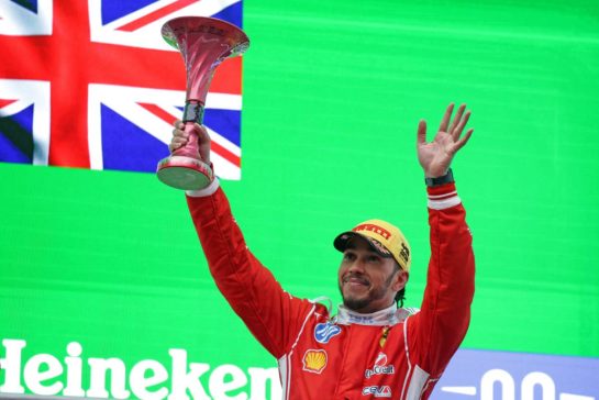 Lewis Hamilton (GBR) Scuderia Ferrari celebrates his third position on the podium.
15.03.2026. Formula 1 World Championship, Rd 2, Chinese Grand Prix, Shanghai, China, Race Day.
- www.xpbimages.com, EMail: requests@xpbimages.com © Copyright: Moy / XPB Images