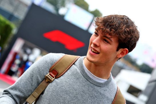 Oliver Bearman (GBR) Haas F1 Team.
26.03.2026. Formula 1 World Championship, Rd 3, Japanese Grand Prix, Suzuka, Japan, Preparation Day.
- www.xpbimages.com, EMail: requests@xpbimages.com © Copyright: Bearne / XPB Images