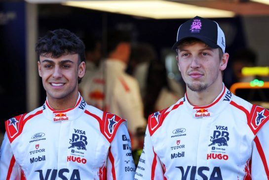 (L to R): Arvid Lindblad (GBR) Racing Bulls Formula One Team and team mate Liam Lawson (NZL) Racing Bulls Formula One Team at a team photograph.
26.03.2026. Formula 1 World Championship, Rd 3, Japanese Grand Prix, Suzuka, Japan, Preparation Day.
- www.xpbimages.com, EMail: requests@xpbimages.com © Copyright: Rew / XPB Images