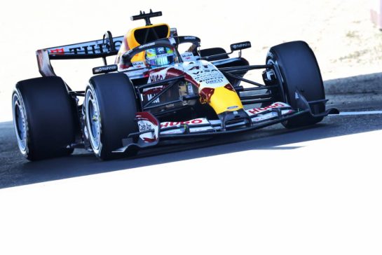 Arvid Lindblad (GBR) Racing Bulls Formula One Team VCARB 03.
27.03.2026. Formula 1 World Championship, Rd 3, Japanese Grand Prix, Suzuka, Japan, Practice Day.
- www.xpbimages.com, EMail: requests@xpbimages.com © Copyright: Rew / XPB Images