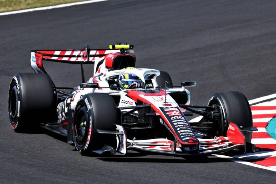 Oliver Bearman (GBR) Haas F1 Team VF-26.
27.03.2026. Formula 1 World Championship, Rd 3, Japanese Grand Prix, Suzuka, Japan, Practice Day.
- www.xpbimages.com, EMail: requests@xpbimages.com © Copyright: Bearne / XPB Images