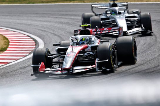 Oliver Bearman (GBR) Haas F1 Team VF-26.
28.03.2026. Formula 1 World Championship, Rd 3, Japanese Grand Prix, Suzuka, Japan, Qualifying Day.
- www.xpbimages.com, EMail: requests@xpbimages.com © Copyright: Bearne / XPB Images
