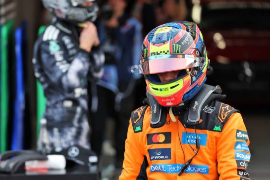 Oscar Piastri (AUS) McLaren F1 Team in qualifying parc ferme.
28.03.2026. Formula 1 World Championship, Rd 3, Japanese Grand Prix, Suzuka, Japan, Qualifying Day.
- www.xpbimages.com, EMail: requests@xpbimages.com © Copyright: Batchelor / XPB Images