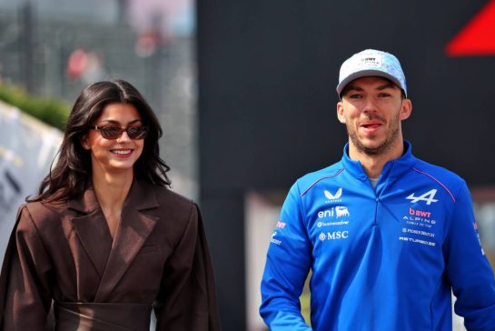 (L to R): Kika Cerqueira Gomes (POR) with her boyfriend Pierre Gasly (FRA) Alpine F1 Team.
29.03.2026. Formula 1 World Championship, Rd 3, Japanese Grand Prix, Suzuka, Japan, Race Day.
- www.xpbimages.com, EMail: requests@xpbimages.com © Copyright: Rew / XPB Images