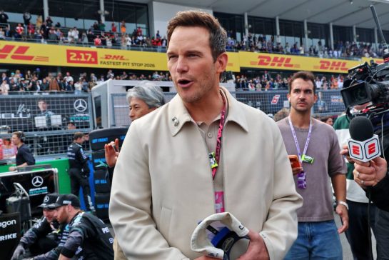 Chris Pratt (USA) Actor on the grid.
29.03.2026. Formula 1 World Championship, Rd 3, Japanese Grand Prix, Suzuka, Japan, Race Day.
- www.xpbimages.com, EMail: requests@xpbimages.com © Copyright: Batchelor / XPB Images