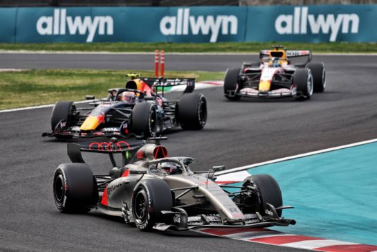 Nico Hulkenberg (GER) Audi F1 Team R26.
29.03.2026. Formula 1 World Championship, Rd 3, Japanese Grand Prix, Suzuka, Japan, Race Day.
- www.xpbimages.com, EMail: requests@xpbimages.com © Copyright: Rew / XPB Images