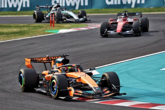 Oscar Piastri (AUS) McLaren F1 Team MCL40.
29.03.2026. Formula 1 World Championship, Rd 3, Japanese Grand Prix, Suzuka, Japan, Race Day.
- www.xpbimages.com, EMail: requests@xpbimages.com © Copyright: Rew / XPB Images