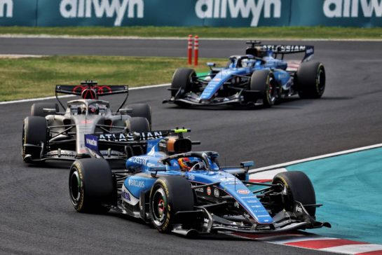Carlos Sainz (ESP) Williams F1 Team FW48.
29.03.2026. Formula 1 World Championship, Rd 3, Japanese Grand Prix, Suzuka, Japan, Race Day.
- www.xpbimages.com, EMail: requests@xpbimages.com © Copyright: Rew / XPB Images
