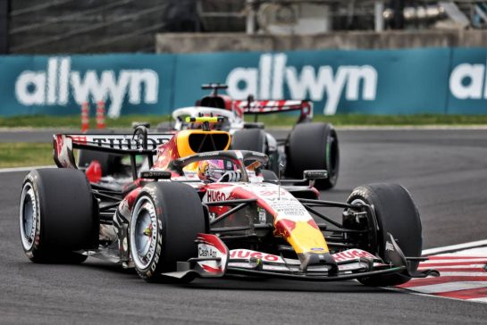 Liam Lawson (NZL) Racing Bulls Formula One Team VCARB 03.
29.03.2026. Formula 1 World Championship, Rd 3, Japanese Grand Prix, Suzuka, Japan, Race Day.
- www.xpbimages.com, EMail: requests@xpbimages.com © Copyright: Rew / XPB Images