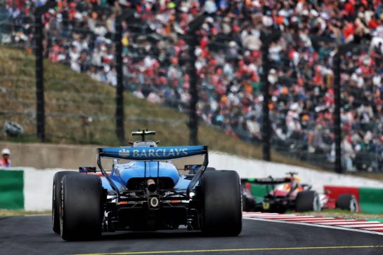 Carlos Sainz (ESP) Williams F1 Team FW48.
29.03.2026. Formula 1 World Championship, Rd 3, Japanese Grand Prix, Suzuka, Japan, Race Day.
- www.xpbimages.com, EMail: requests@xpbimages.com © Copyright: Rew / XPB Images