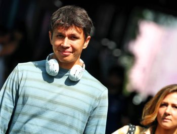 Alex Albon commits to Williams through 2027