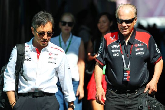 (L to R): Ayao Komatsu (JPN) Haas F1 Team Principal with Gene Haas (USA) Haas Automotion President.
01.05.2026. Formula 1 World Championship, Rd 4, Miami Grand Prix, Miami, Florida, USA, Sprint Qualifying Day.
- www.xpbimages.com, EMail: requests@xpbimages.com © Copyright: Bearne / XPB Images