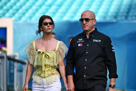 (L to R): Cassidy Towriss with her husband Dan Towriss (USA) Cadillac F1 Team and TWG Motorsports CEO.
02.05.2026. Formula 1 World Championship, Rd 4, Miami Grand Prix, Miami, Florida, USA, Sprint and Qualifying Day.
- www.xpbimages.com, EMail: requests@xpbimages.com © Copyright: Price / XPB Images
