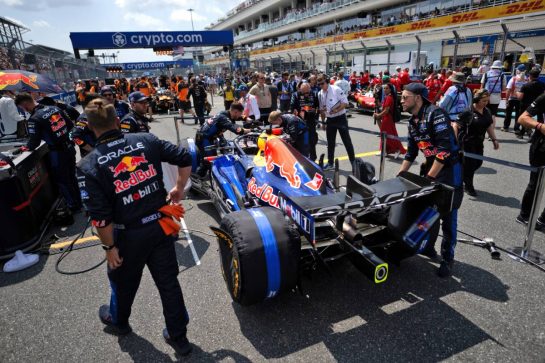 Max Verstappen (NLD) Red Bull Racing RB22 on the grid.
02.05.2026. Formula 1 World Championship, Rd 4, Miami Grand Prix, Miami, Florida, USA, Sprint and Qualifying Day.
- www.xpbimages.com, EMail: requests@xpbimages.com © Copyright: Price / XPB Images
