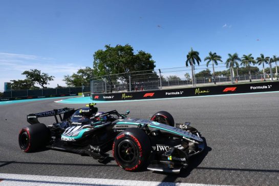 Andrea Kimi Antonelli (ITA) Mercedes AMG Formula One Team W17.
02.05.2026. Formula 1 World Championship, Rd 4, Miami Grand Prix, Miami, Florida, USA, Sprint and Qualifying Day.
- www.xpbimages.com, EMail: requests@xpbimages.com © Copyright: Bearne / XPB Images