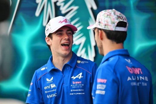 Franco Colapinto (ARG) Alpine F1 Team and Pierre Gasly (FRA) Alpine F1 Team.
03.05.2026. Formula 1 World Championship, Rd 4, Miami Grand Prix, Miami, Florida, USA, Race Day.
- www.xpbimages.com, EMail: requests@xpbimages.com © Copyright: Price / XPB Images