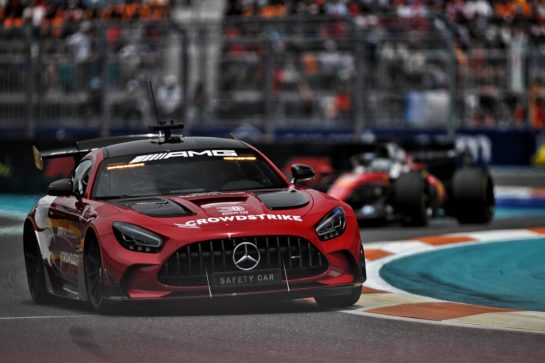 Charles Leclerc (MON) Scuderia Ferrari SF-26 leads behind the Mercedes FIA Safety Car.
03.05.2026. Formula 1 World Championship, Rd 4, Miami Grand Prix, Miami, Florida, USA, Race Day.
- www.xpbimages.com, EMail: requests@xpbimages.com © Copyright: Price / XPB Images