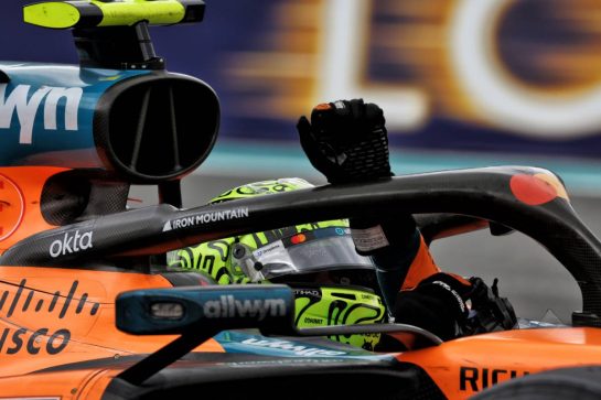 Lando Norris (GBR) McLaren F1 Team MCL40 celebrates his second position at the end of the race.
03.05.2026. Formula 1 World Championship, Rd 4, Miami Grand Prix, Miami, Florida, USA, Race Day.
- www.xpbimages.com, EMail: requests@xpbimages.com © Copyright: Dunbar / XPB Images