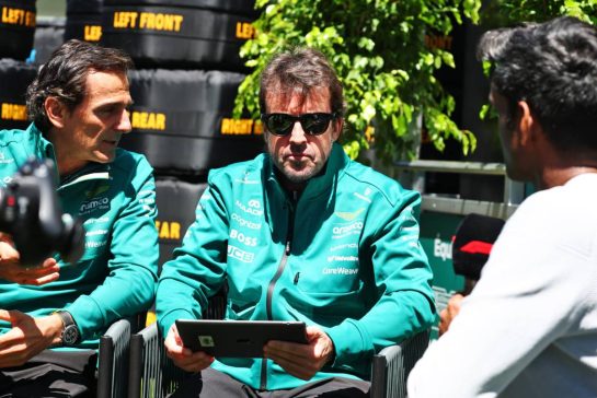 (L to R): Pedro De La Rosa (ESP) Aston Martin F1 Team, Team Ambassador; Fernando Alonso (ESP) Aston Martin F1 Team; and Lawrence Barretto (GBR) F1 Presenter.
21.05.2026. Formula 1 World Championship, Rd 5, Canadian Grand Prix, Montreal, Canada, Preparation Day.
- www.xpbimages.com, EMail: requests@xpbimages.com © Copyright: Bearne / XPB Images